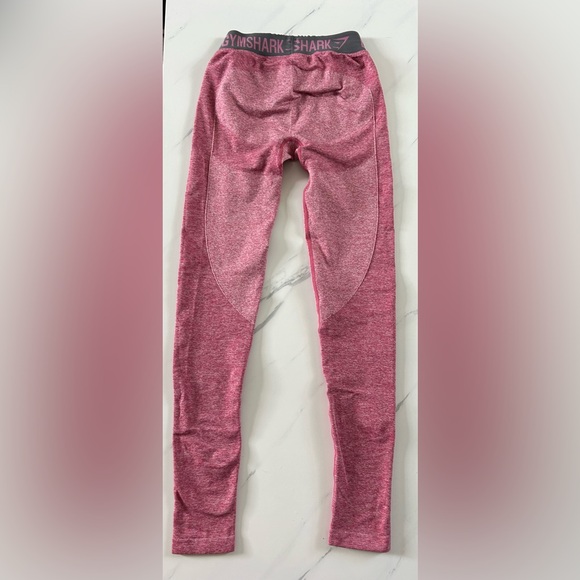 Pink & Grey Gym Shark “Dry” moisture management leggings size small - Picture 3 of 5